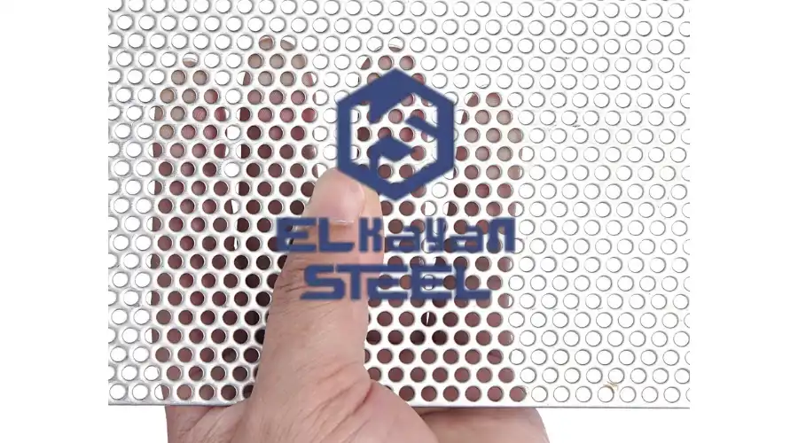 التطبيقات المختلفة لصاج حديد مخرم